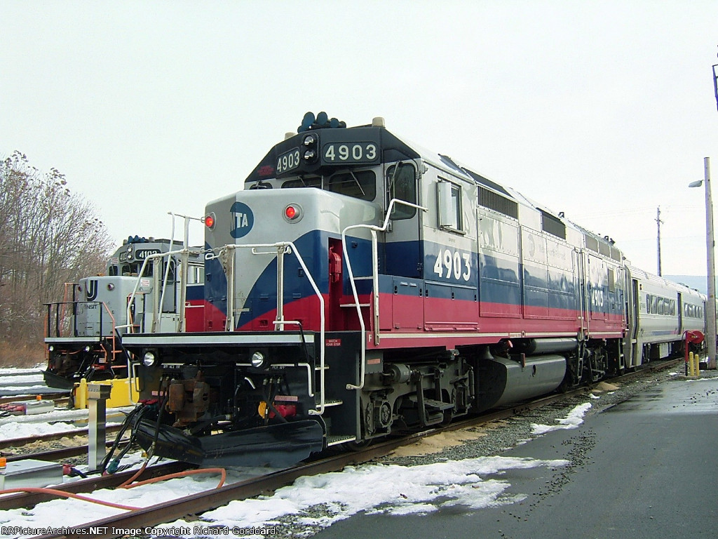 Metro North 4903